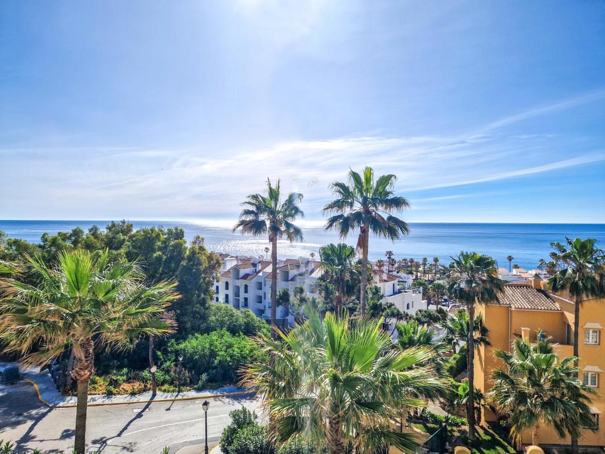 Luxury 2 Bedrooms Apt With Seaview Blue Suite 4104 Manilva Dış mekan fotoğraf
